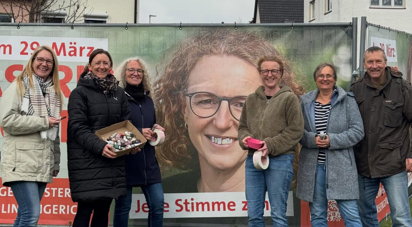 2026 wahlplakate glitzer